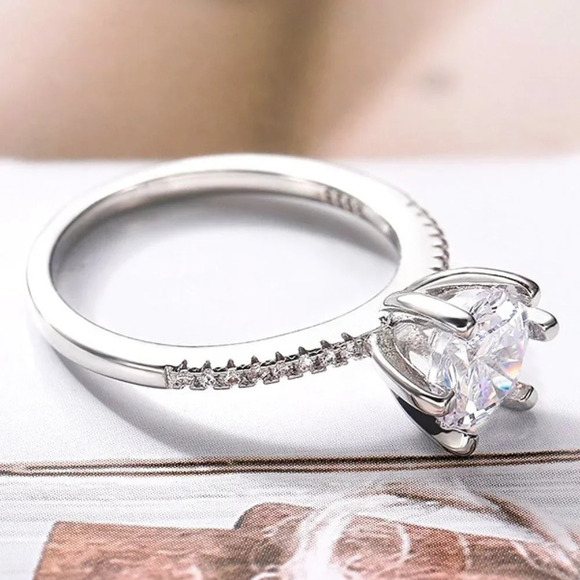 🔥DIAMOND SOLITAIRE FLOWER ROUND BRILLIANT CUT CZ WEDDING RING, K766 - Picture 2 of 9